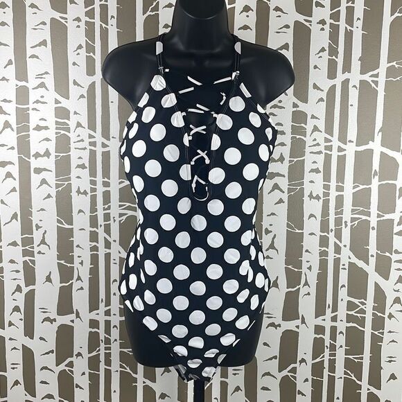 La Blanca Other - La Blanca Black & White Polka Dot One Piece Swimsuit sz 20W